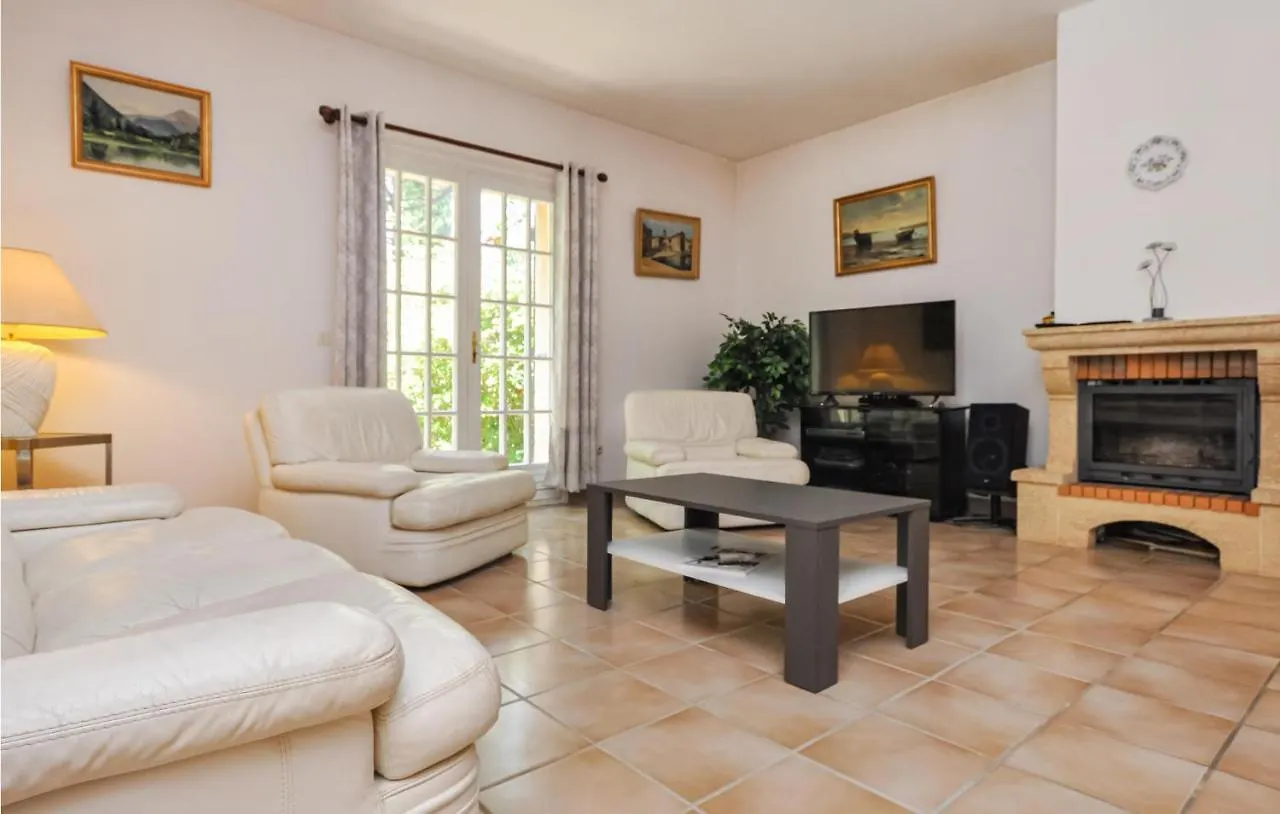 Awesome Home In Fayence With Kitchen 0*,